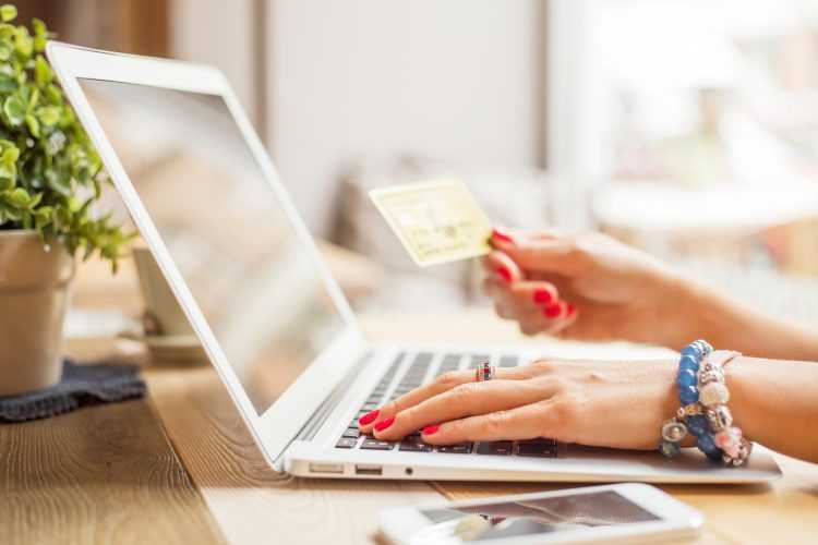 Comment les annuaires de shopping en ligne deviennent-ils populaires ?